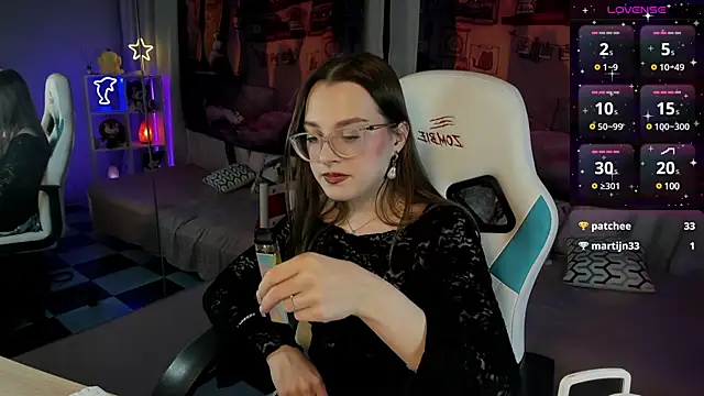 kaisajenner online show from March 4, 2025, 6:50 pm