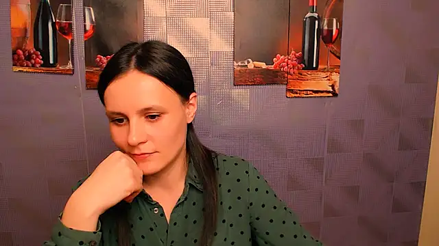 ValeriaHeart  online show from February 7, 2025, 1:53 pm