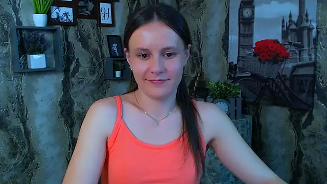 Snapshot of ValeriaHeart_ chatting on February 14, 2026, 2:47 pm ValeriaHeart online show from February 14, 2026, 2:47 pm