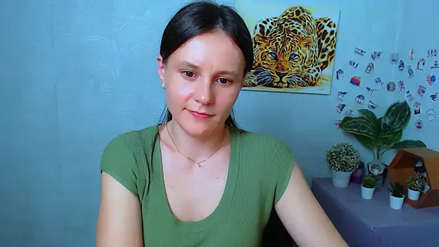 Snapshot of ValeriaHeart_ chatting on March 7, 2026, 5:21 pm ValeriaHeart online show from March 7, 2026, 5:21 pm