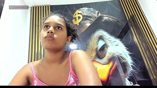Snapshot of michell78sexy chatting on May 28, 2026, 2:09 am michell78sexy online show from May 28, 2026, 2:09 am
