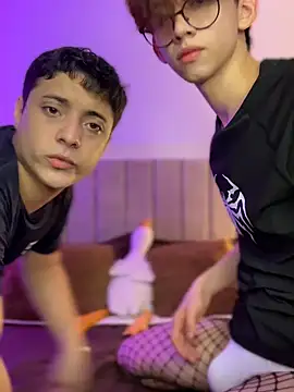 jacob and sam online show from November 19, 2025, 3:17 am