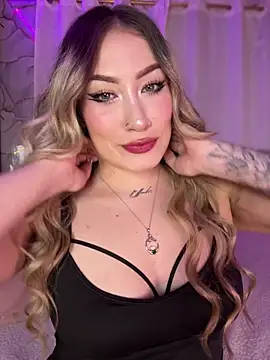 Lally Valencia   online show from June 7, 2026, 5:33 am