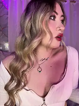 Lally Valencia   online show from June 12, 2026, 5:28 am