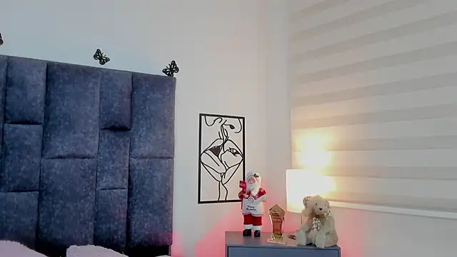 Violetta Ficher online show from December 23, 2025, 2:31 am