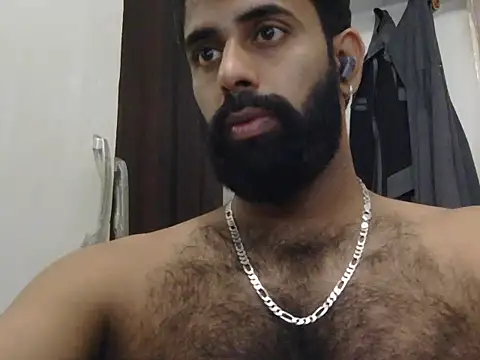 Snapshot of indianhairybull chatting on July 21, 2026, 4:04 am indianhairybull online show from July 21, 2026, 4:04 am