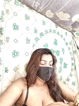 monekhan123 online show from February 16, 2025, 8:22 pm