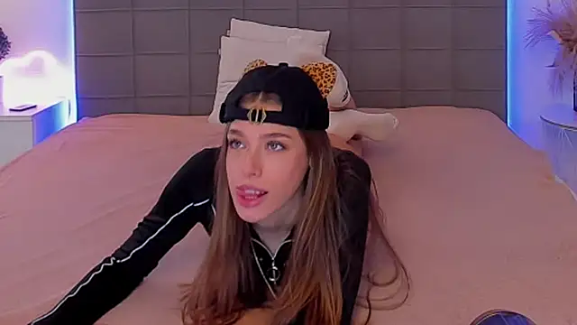 melissacrayzy online show from April 11, 2026, 7:45 am