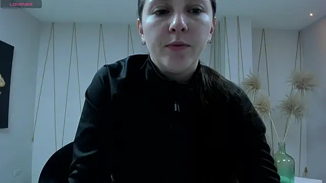 Snapshot of BeccaBaxter chatting on June 18, 2026, 11:58 am BeccaBaxter online show from June 18, 2026, 11:58 am
