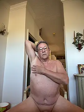 Snapshot of sissyboijamie1313 chatting on February 7, 2026, 8:34 pm sissyboijamie1313 online show from February 7, 2026, 8:34 pm