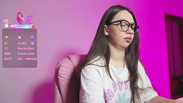 Arianahot777 online show from January 11, 2026, 10:15 pm