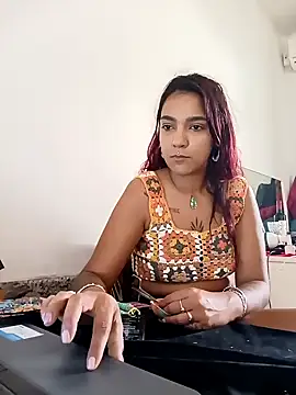 Pantaneirasexy online show from April 18, 2026, 2:54 pm