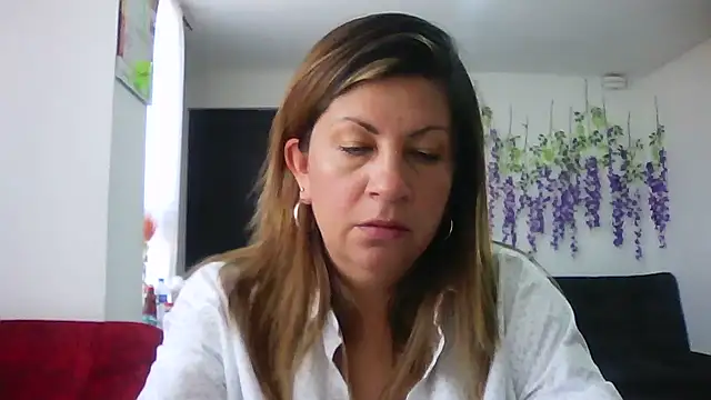 xxsexycutexxx online show from October 15, 2025, 7:36 pm