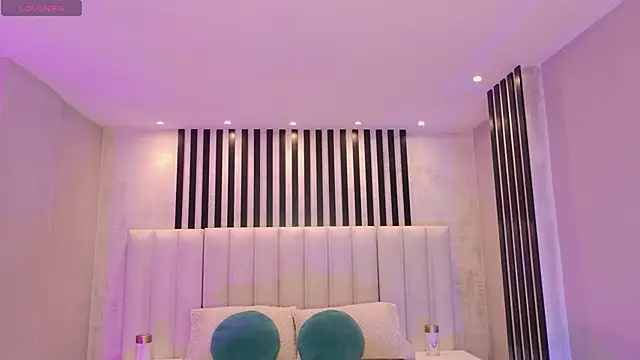 AmaiaHaywood online show from January 7, 2026, 5:10 am