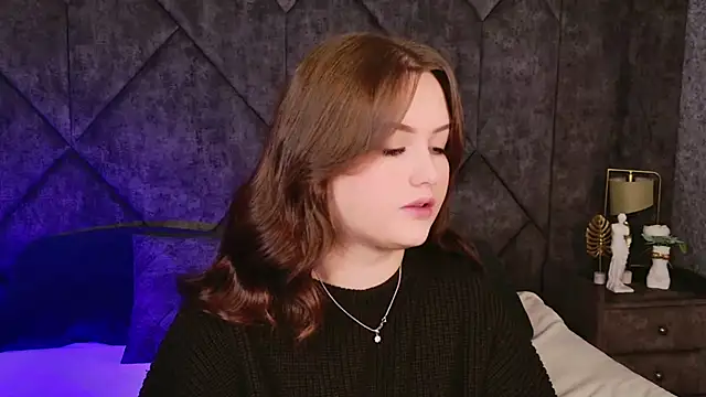 Snapshot of Kendra_Parlow chatting on September 15, 2025, 8:20 pm Kendra Parlow online show from September 15, 2025, 8:20 pm