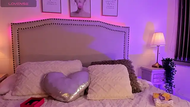 Daphne chers online show from April 15, 2026, 10:11 am