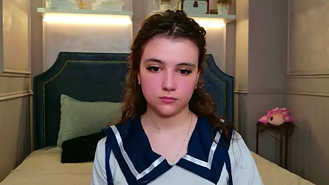 Snapshot of Pauline_Heaven chatting on May 19, 2026, 5:36 am Pauline Heaven online show from May 19, 2026, 5:36 am