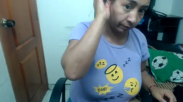 Siblleyx online show from February 7, 2025, 1:15 am