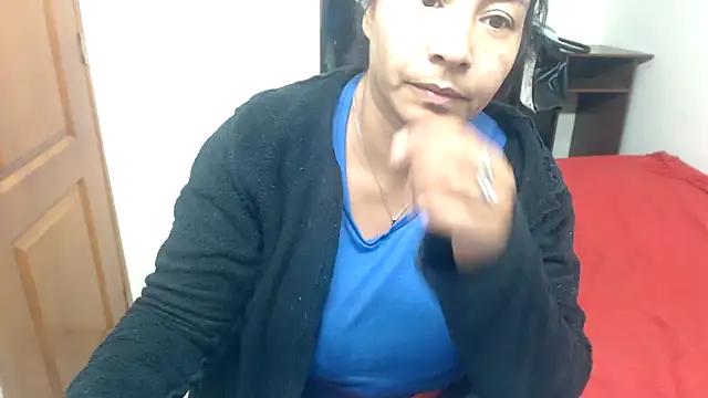 Siblleyx online show from February 17, 2025, 9:52 pm