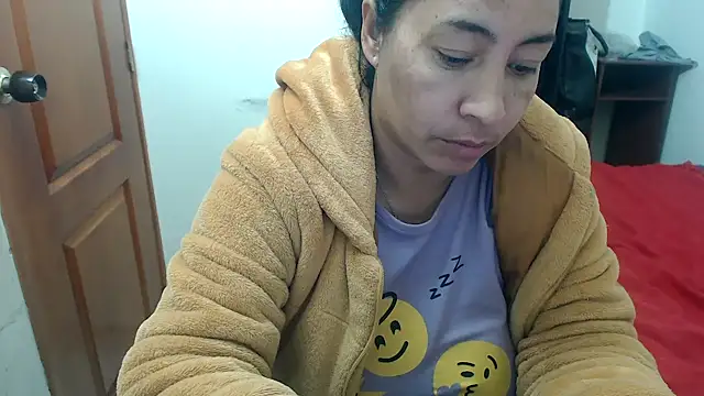 Siblleyx online show from March 17, 2025, 6:11 pm