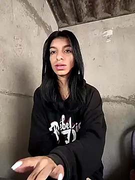 Ariell Kieran online show from February 8, 2025, 6:55 pm