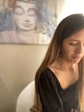 Andrea18 blonde online show from February 12, 2025, 2:43 pm