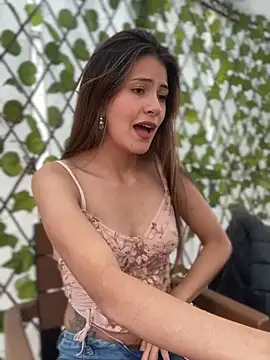 Andrea18 blonde online show from February 13, 2025, 5:11 pm