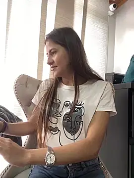 Andrea18 blonde online show from March 8, 2025, 2:51 pm