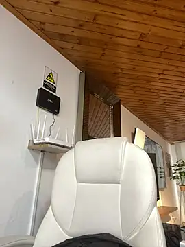 Andrea18 blonde online show from March 22, 2025, 3:31 pm