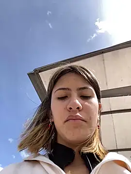 Andrea18 blonde online show from November 10, 2025, 2:38 pm