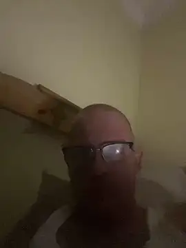 Snapshot of ClimbedCaelum chatting on October 6, 2025, 6:11 am ClimbedCaelum online show from October 6, 2025, 6:11 am