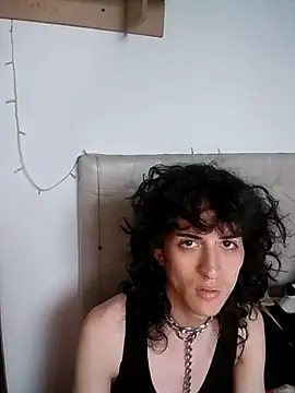 Penygirl online show from November 17, 2025, 7:58 am