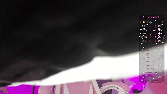 whiteatenea online show from February 13, 2025, 7:45 am