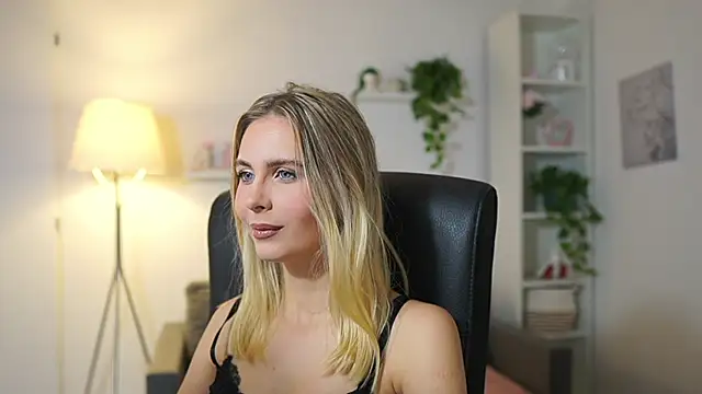 catecrago  online show from November 13, 2025, 8:57 am