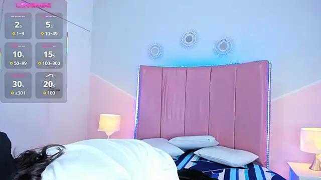 Liiam smith  online show from November 23, 2025, 12:38 pm