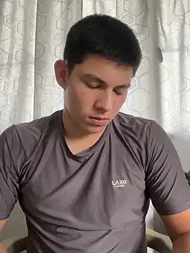 JamesCr  online show from March 2, 2025, 9:43 pm