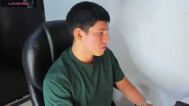 JamesCr  online show from March 23, 2025, 8:15 am