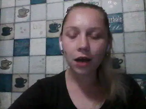 Snapshot of Anna_wey chatting on June 7, 2026, 7:06 pm Anna wey online show from June 7, 2026, 7:06 pm