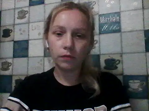 Snapshot of Anna_wey chatting on June 16, 2026, 7:05 pm Anna wey online show from June 16, 2026, 7:05 pm