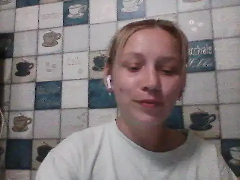 Snapshot of Anna_wey chatting on June 29, 2026, 7:14 pm Anna wey online show from June 29, 2026, 7:14 pm