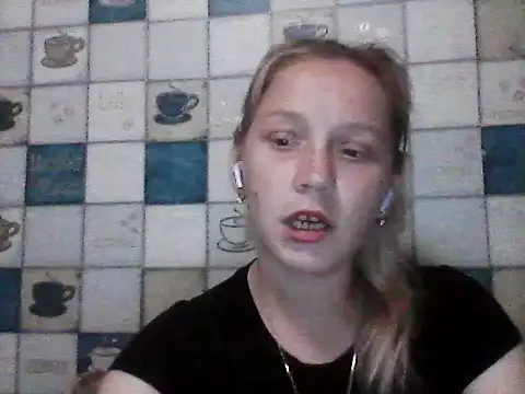 Snapshot of Anna_wey chatting on June 30, 2026, 7:15 pm Anna wey online show from June 30, 2026, 7:15 pm