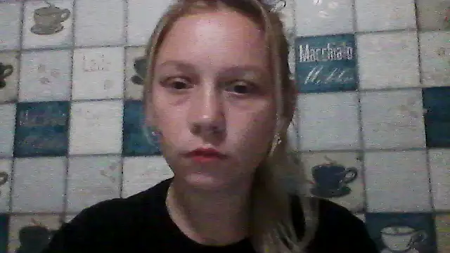 Snapshot of Anna_wey chatting on July 5, 2026, 7:32 pm Anna wey online show from July 5, 2026, 7:32 pm
