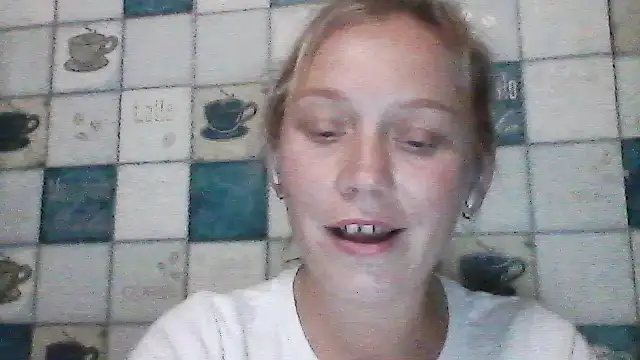 Snapshot of Anna_wey chatting on August 9, 2026, 7:19 pm Anna wey online show from August 9, 2026, 7:19 pm