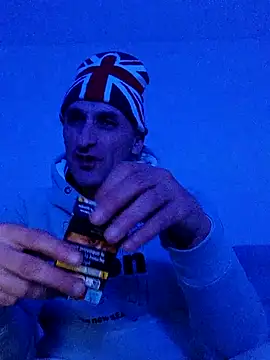 Snapshot of ANGELSANTAMARIA- chatting on December 2, 2025, 8:19 am ANGELSANTAMARIA- online show from December 2, 2025, 8:19 am