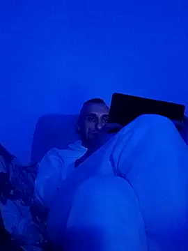 Snapshot of ANGELSANTAMARIA- chatting on December 3, 2025, 4:20 am ANGELSANTAMARIA- online show from December 3, 2025, 4:20 am