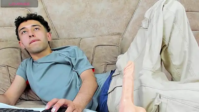 Snapshot of erickblaze_wm chatting on February 19, 2025, 5:06 pm erickblaze wm online show from February 19, 2025, 5:06 pm