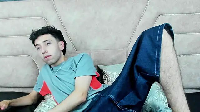 Snapshot of erickblaze_wm chatting on February 28, 2025, 3:15 pm erickblaze wm online show from February 28, 2025, 3:15 pm