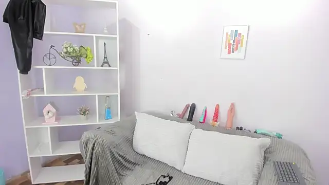 Hiyakasudere online show from September 26, 2025, 6:56 pm