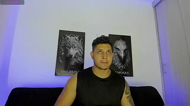 JohanSmith online show from October 31, 2025, 12:22 am