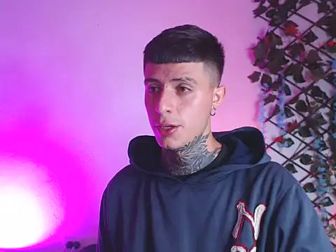 7 Saturno 7 online show from March 7, 2025, 7:30 am